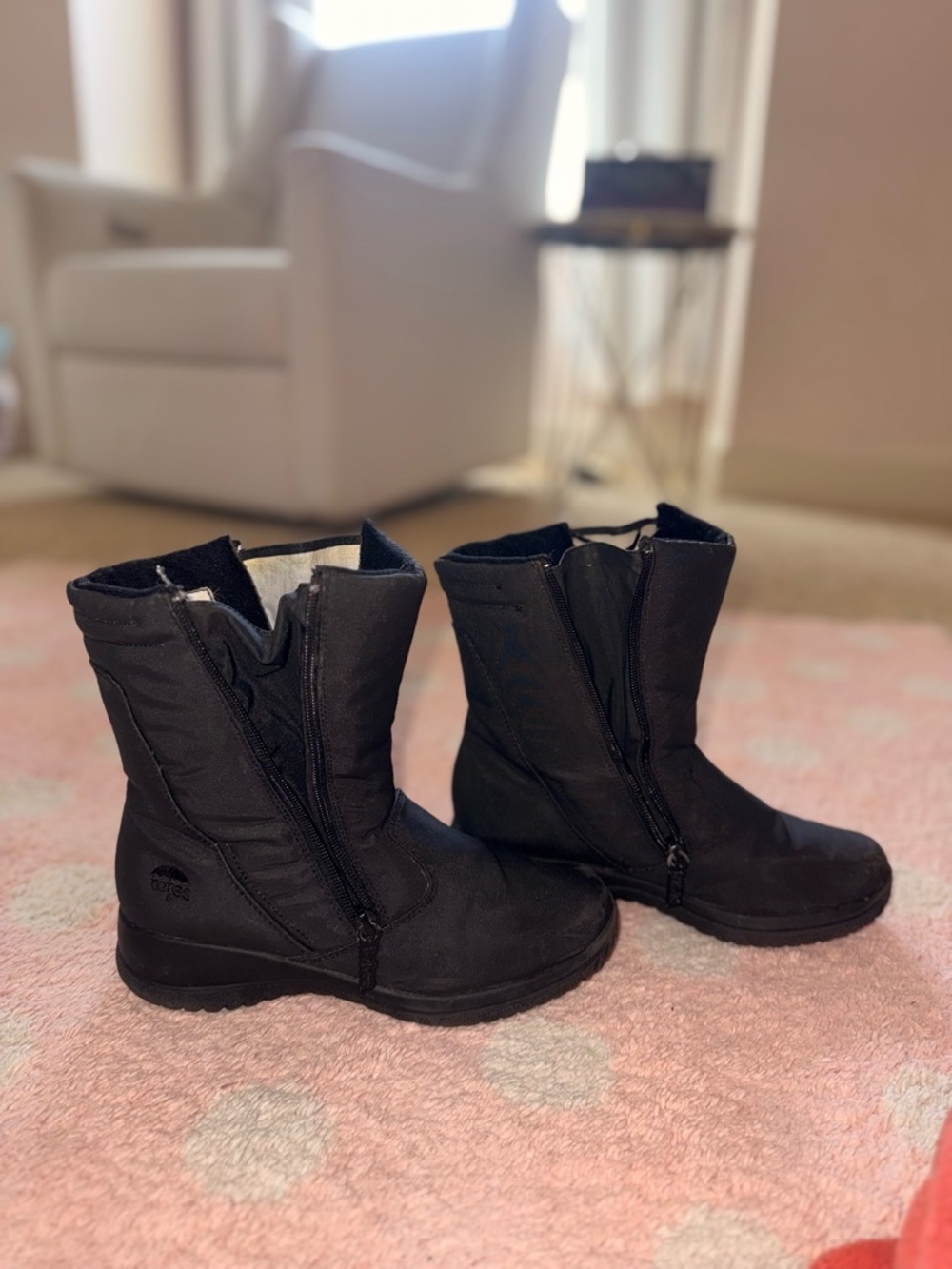 Totes boots women’s size 7 double zip black waterproof rain snow all weather